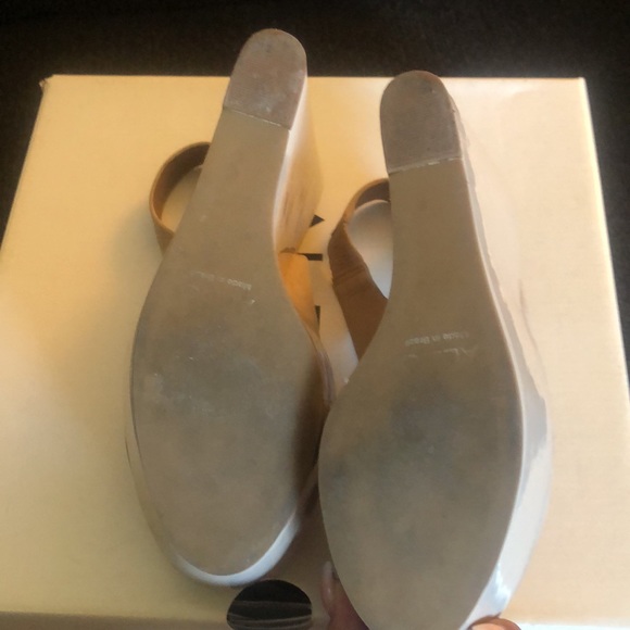 ❤️SOLD❤️ Aldo high heel wedges - Picture 4 of 5